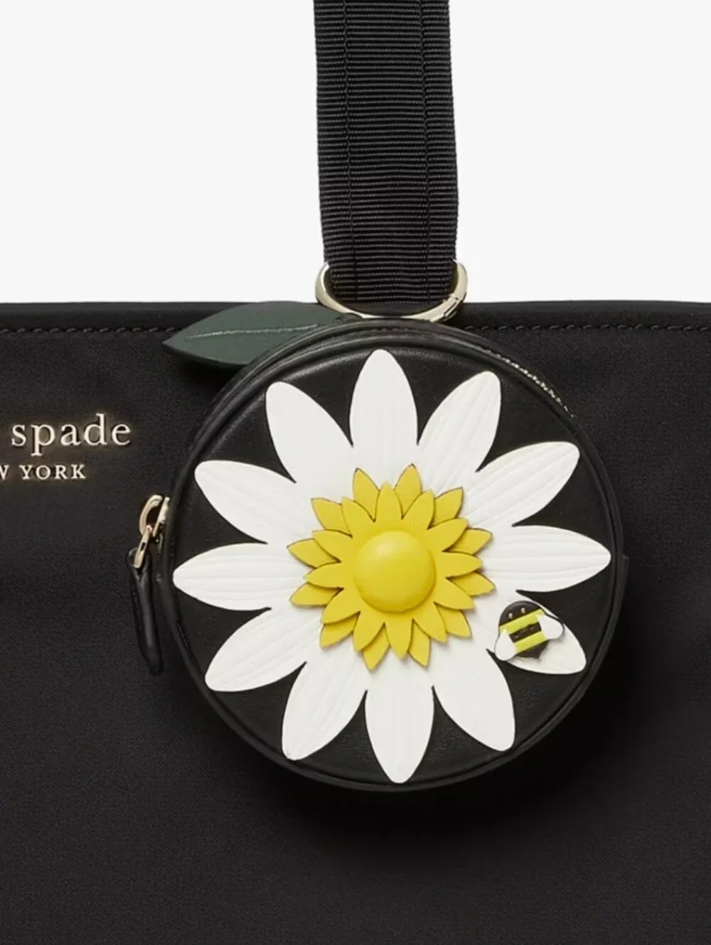 Kate Spade Buzz Daisy 3d Coin Purse - Like New